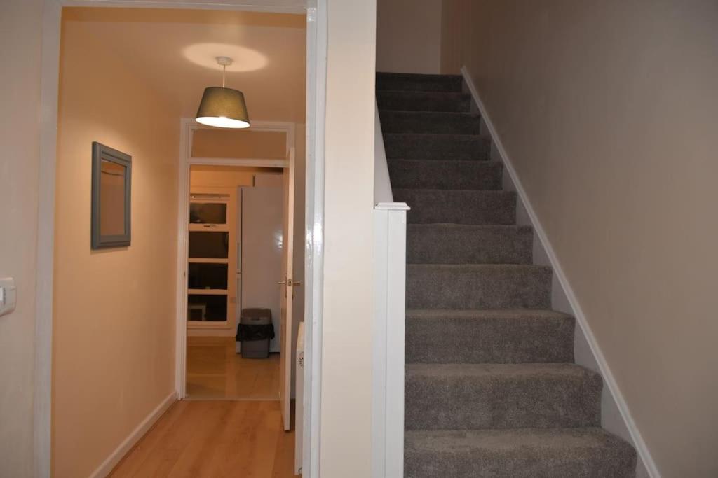 4 Bedroom House Hébergement de vacances Londres